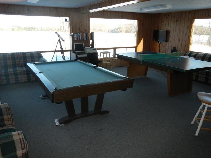 Limerick Lake Lodge And Marina Gilmour Exterior photo